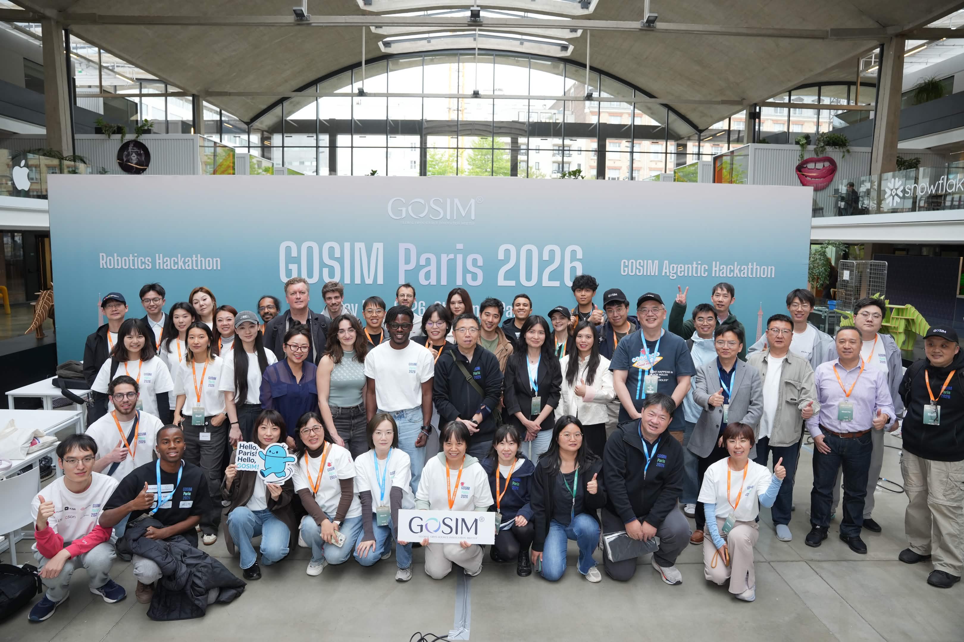GOSIM Paris 2026 大会团队合影